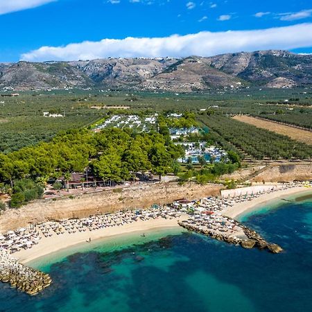 Villaggio Baia Del Monaco Manfredonia Buitenkant foto