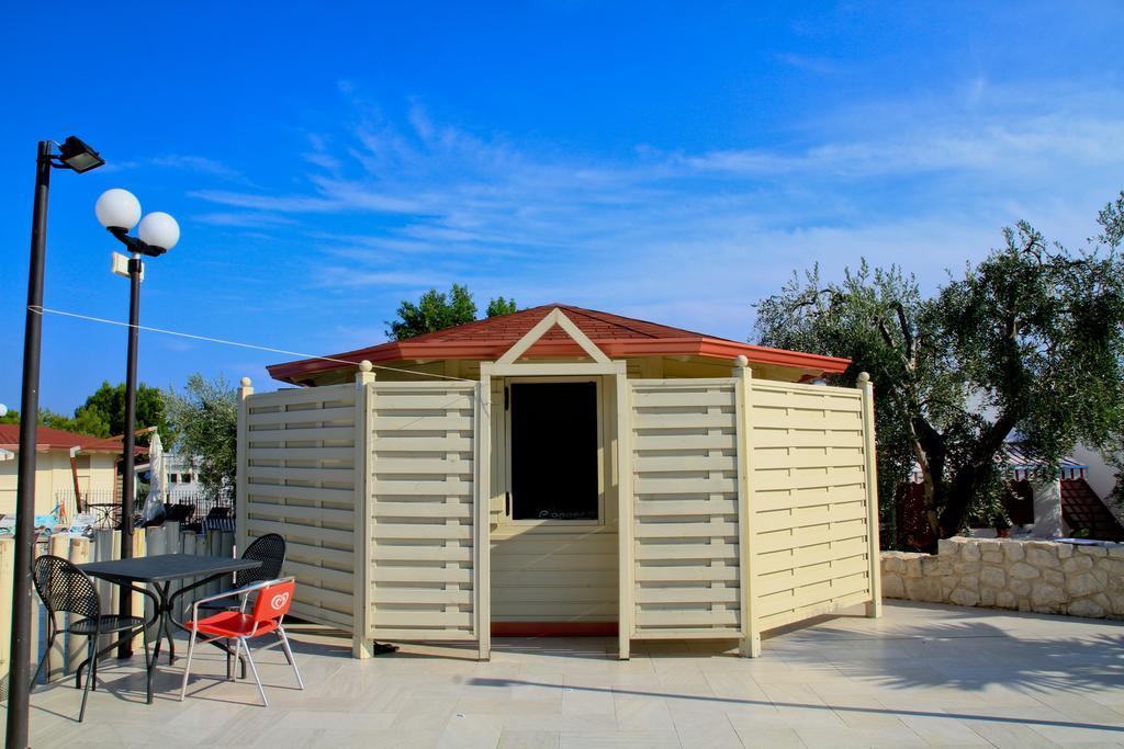 Villaggio Baia Del Monaco Manfredonia Buitenkant foto