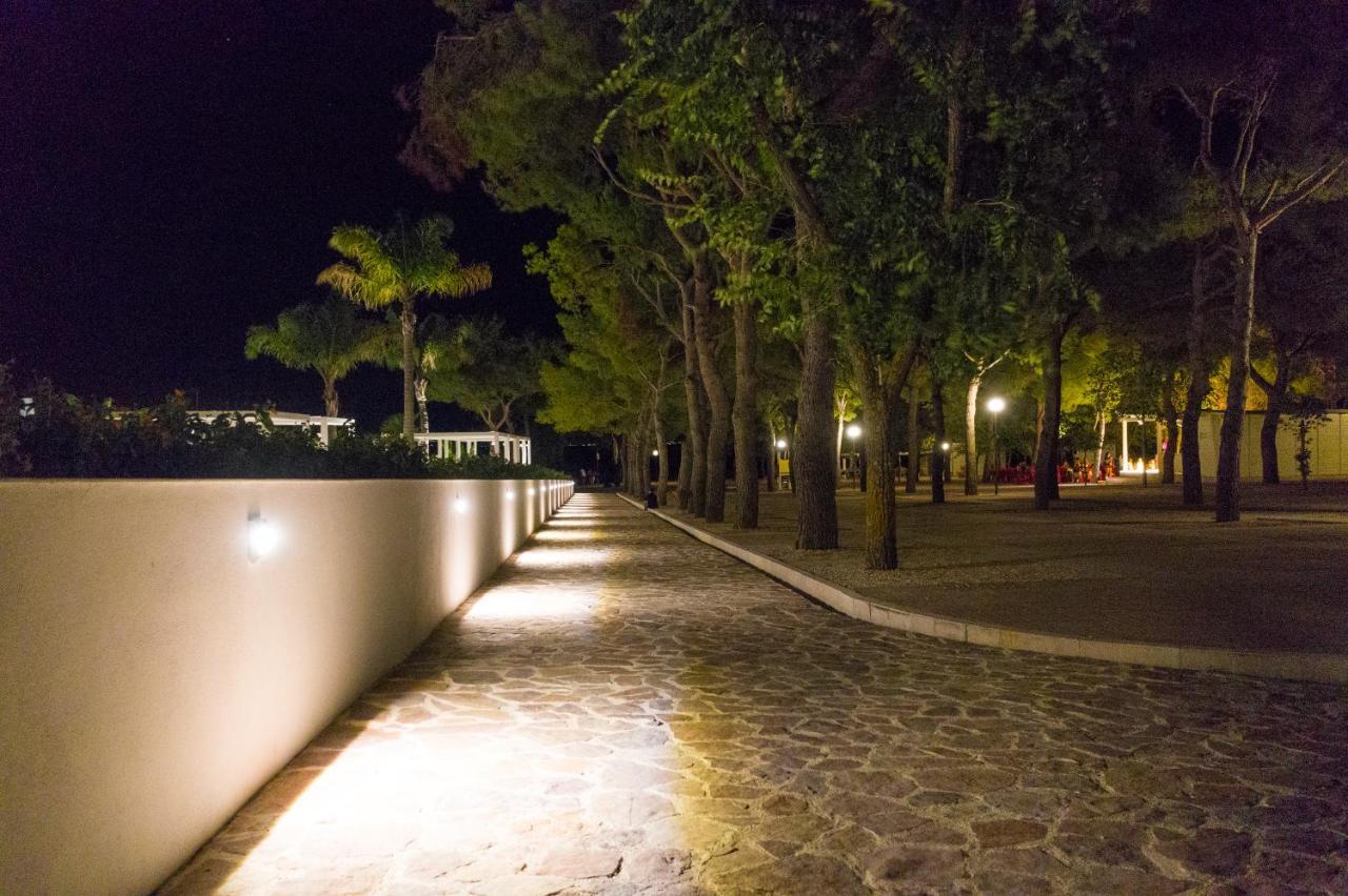 Villaggio Baia Del Monaco Manfredonia Buitenkant foto