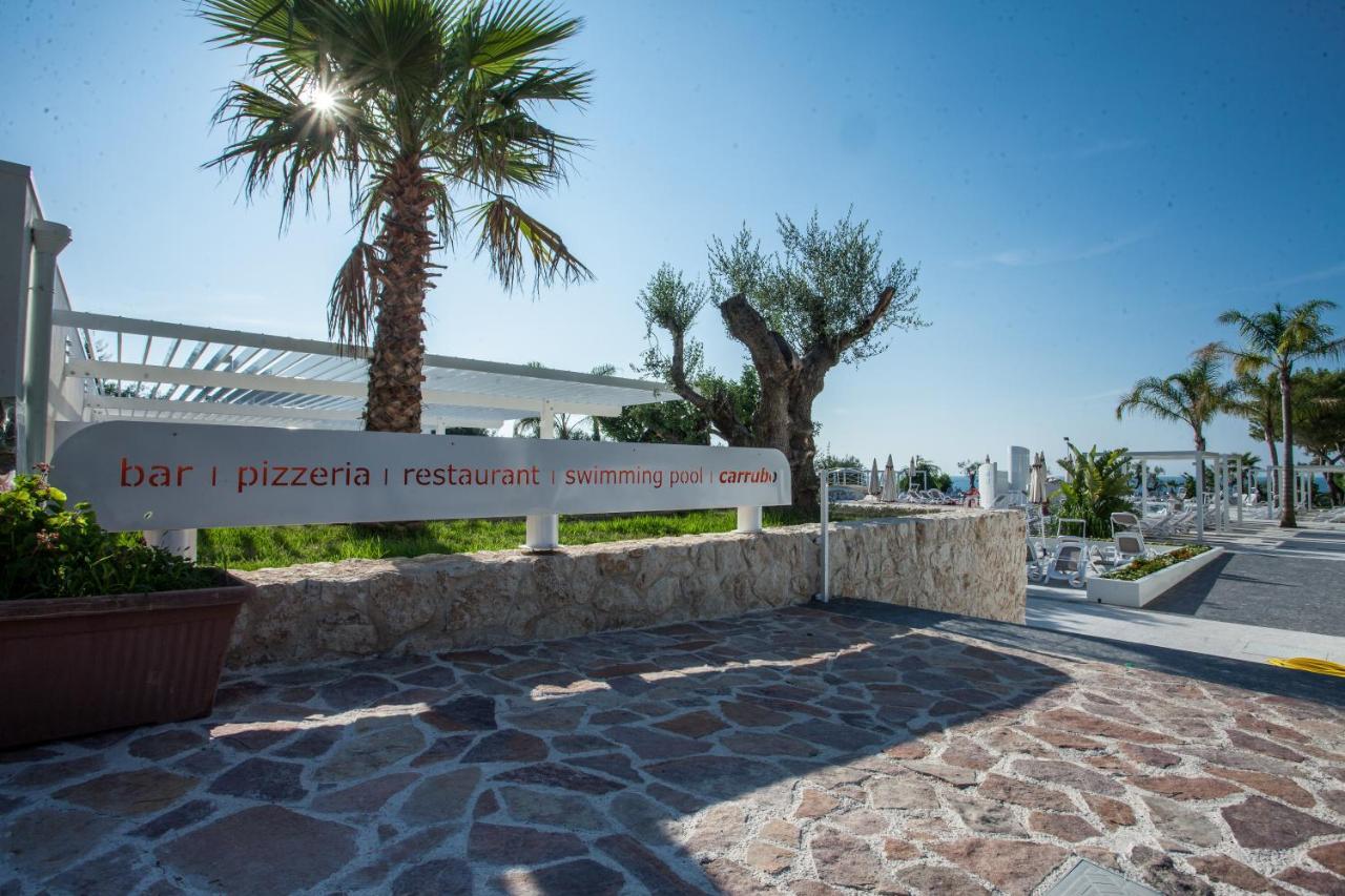 Villaggio Baia Del Monaco Manfredonia Buitenkant foto
